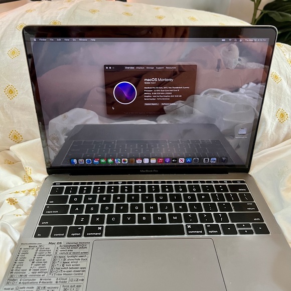 MacBook Pro 2017 - Picture 7 of 15